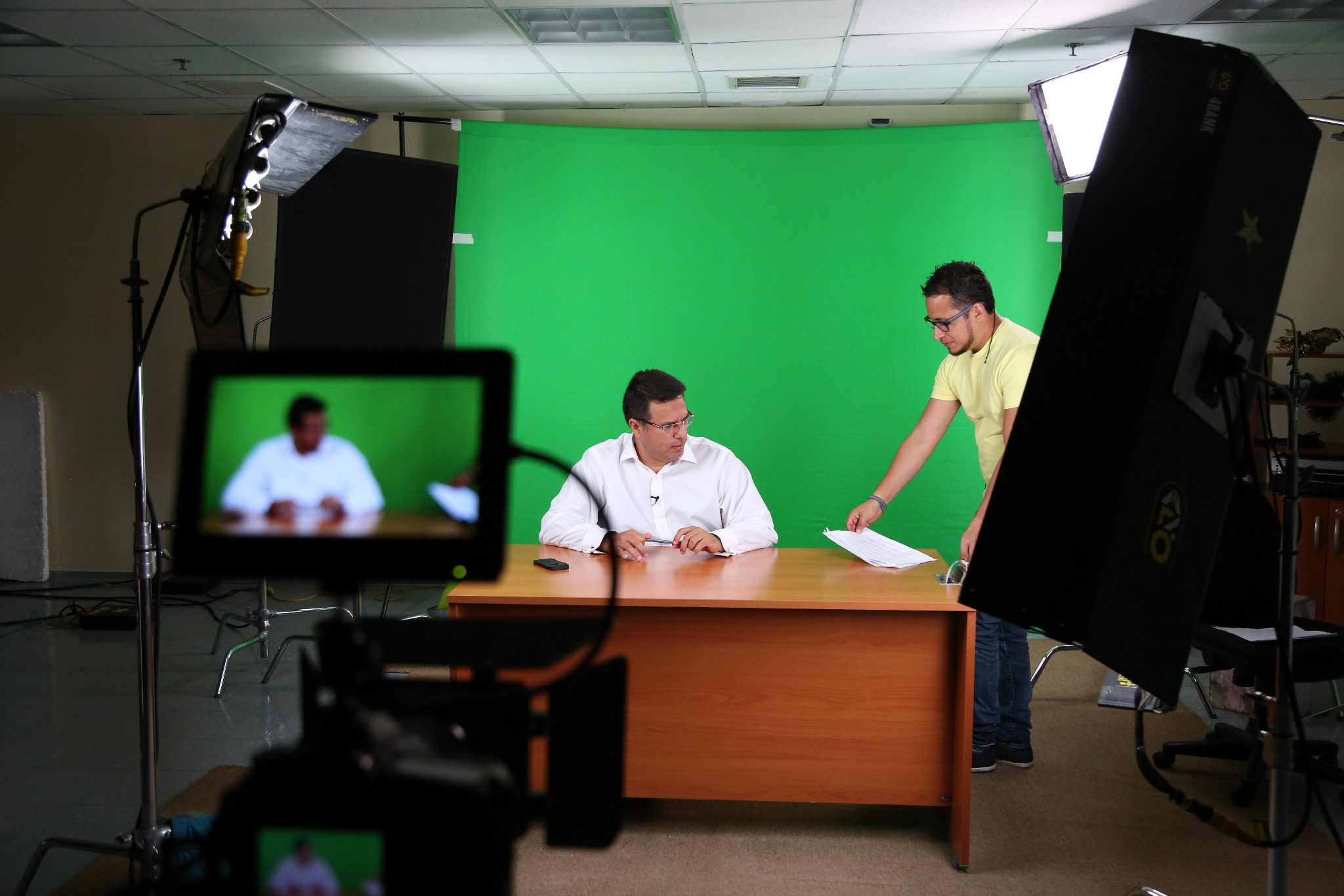 Cámara y monitor durante una grabación